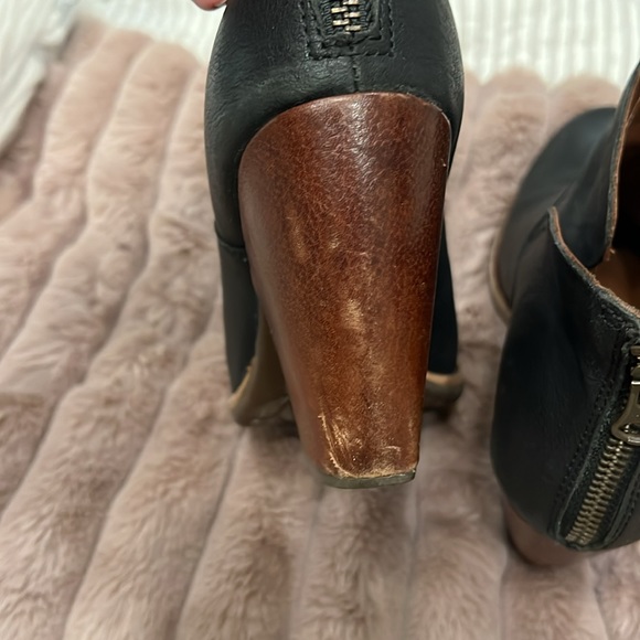 Kork Ease black ankle bootie size 7.5 - Picture 4 of 11